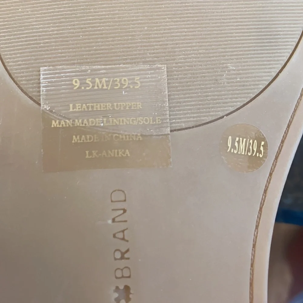 Lucky Brand pair of leather strappy sandals NWOB - Picture 11 of 12